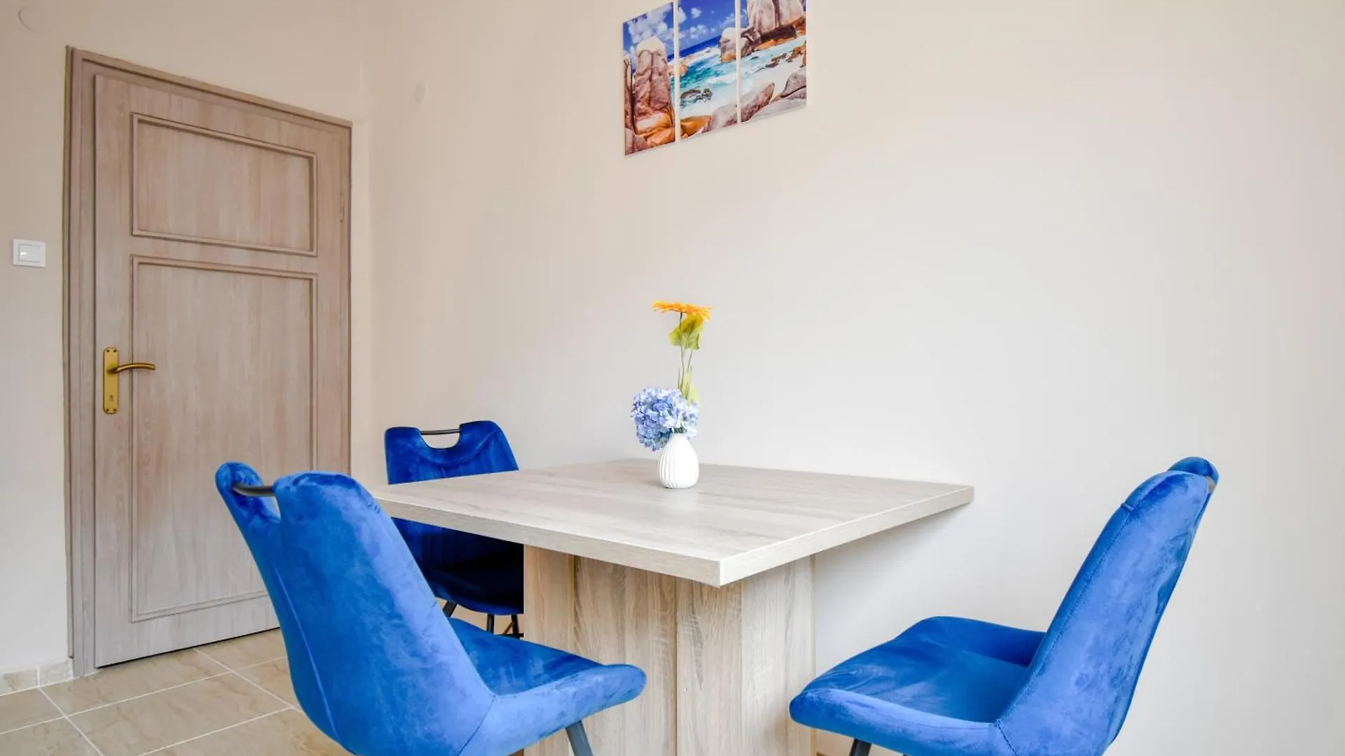 Orchidea City Centre 1Bdr By Flat Mаnager Sofia 0*,  Bulgaria